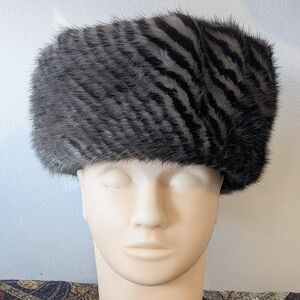 🤎 Luxurious vintage Création Luna Montréal genuine fur hat 🤎